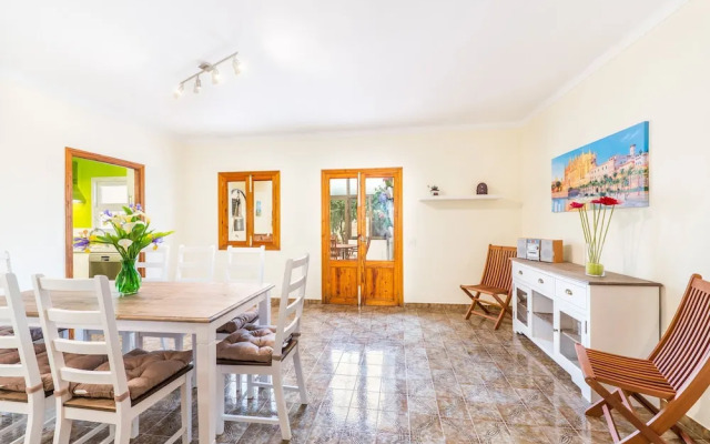 Pegaso in Campanet With 4 Bedrooms and 2 Bathrooms