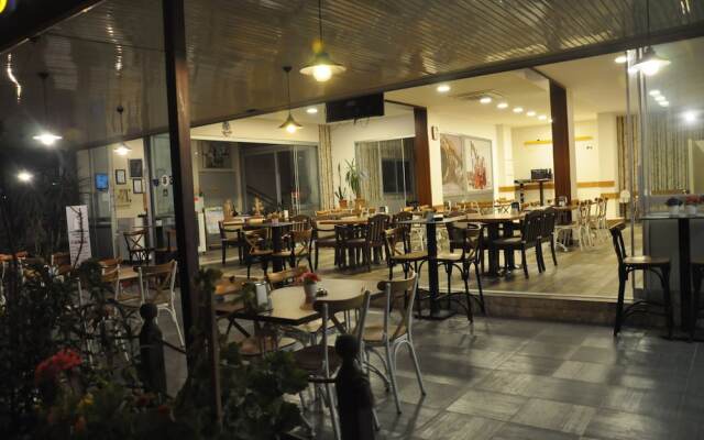 Neoss Boutique Hotel