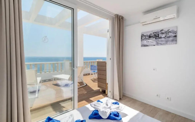 Orange Colom Seaside Apartments