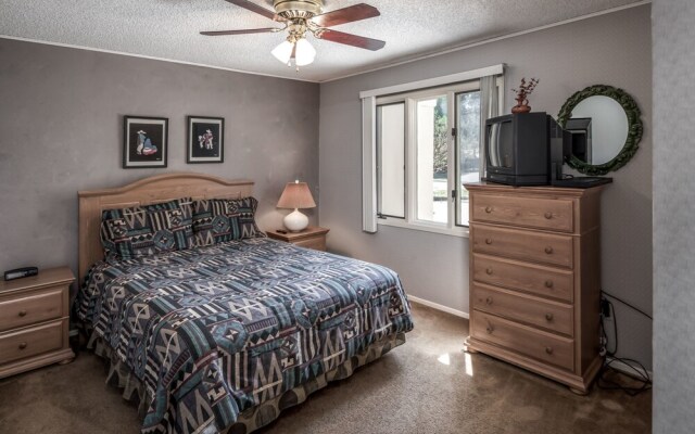 Ruidoso Three-bedroom