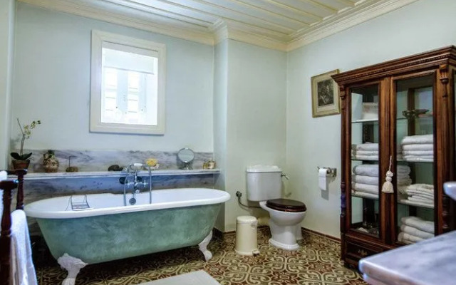 Chorostasi Guest House