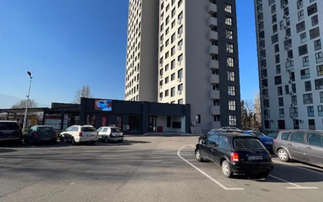Mountain View Apartment 1 + Parking