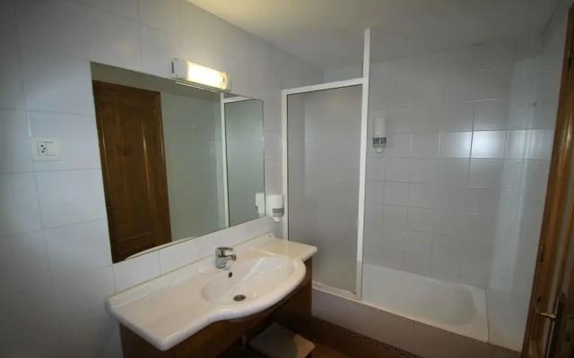 Hotel, Bungalows Y Camping Viu