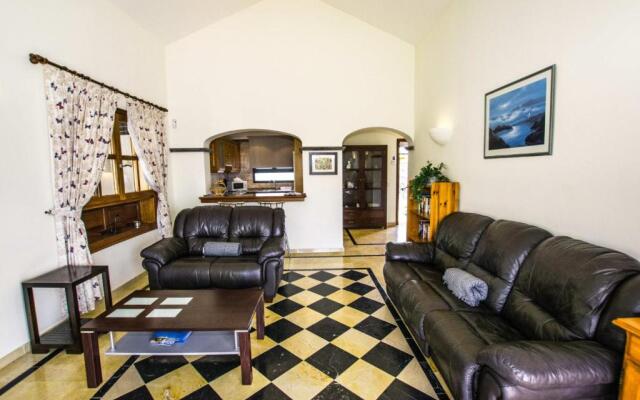 216 - Villa Helena by Villas Now Ltd