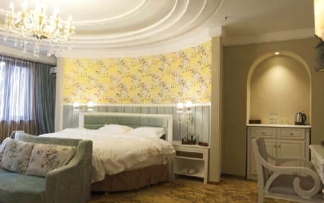 Boyue Hotel