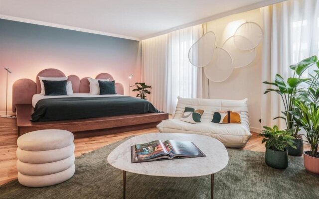 Seven Hotel Paris