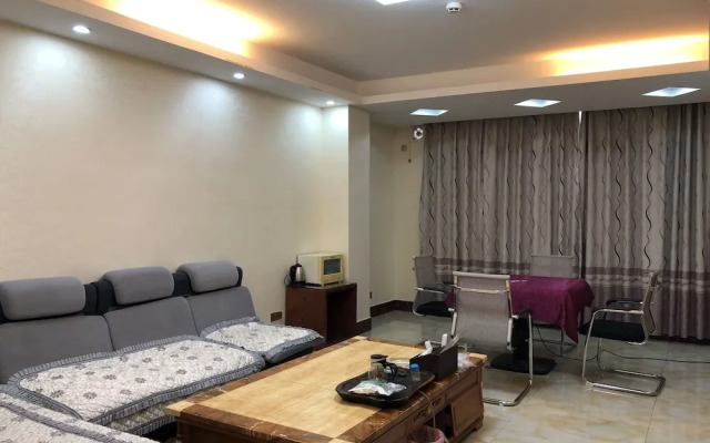 Puqian Business Hotel
