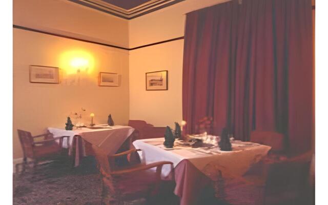 Cotford Hotel