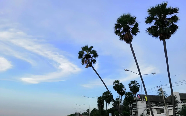 Pran Crescent