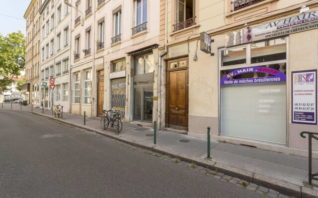 Charming 3 Room Apartment - Lyon