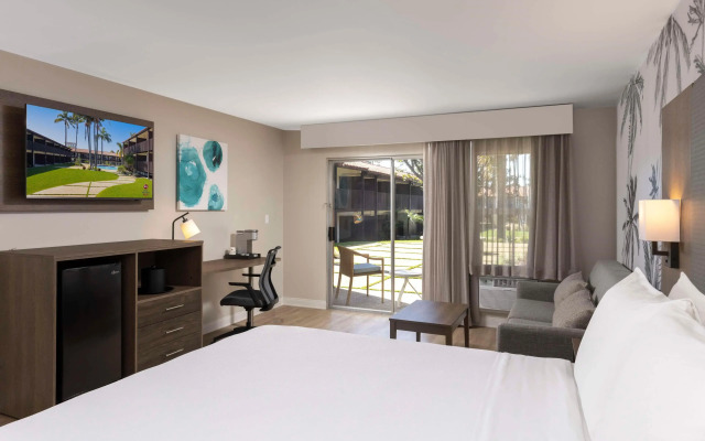 Best Western Plus Pepper Tree Inn