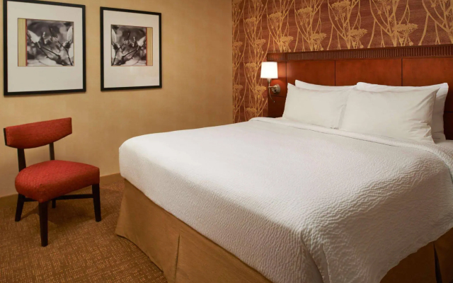 Courtyard by Marriott Cincinnati Blue Ash