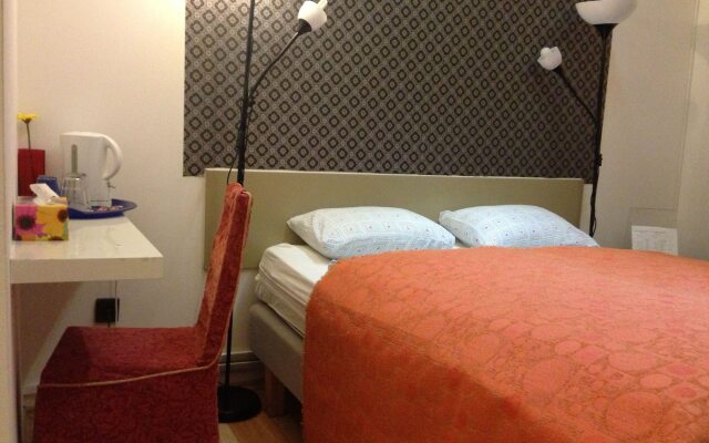 Europa Centerpoint Guesthouse