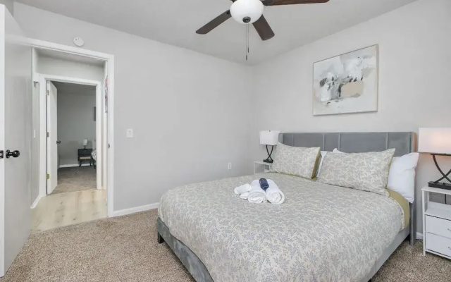 Cozy 3BR Home Family-friendly Near Attractions