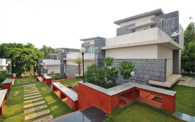 Cloud 9 Resort, Yealgiri