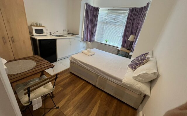 Lovely Studio Flat in London