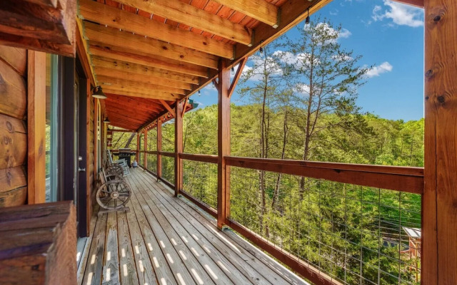 Smokies Couple Getaway