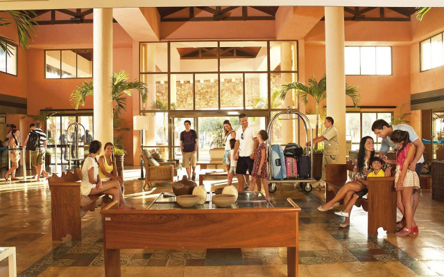 Beach Park Suites Resort