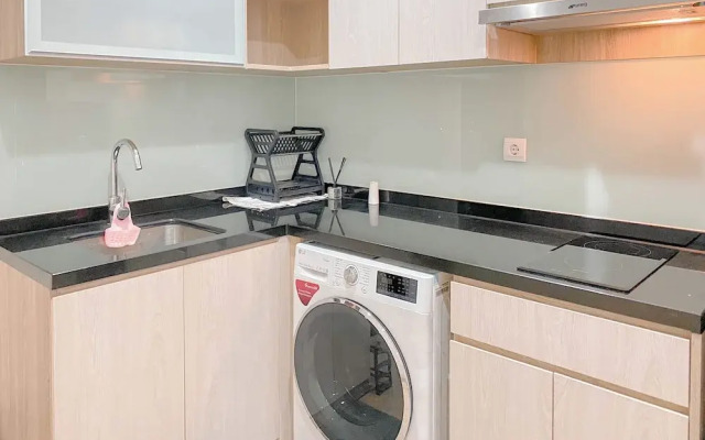 Elegant And Nice 2Br At Menteng Park Apartment