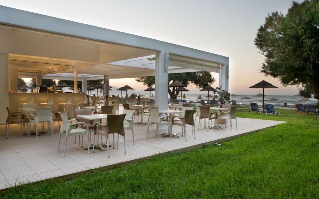 Geraniotis Hotel & Resort