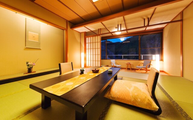 Yumoto Sakakibarakan