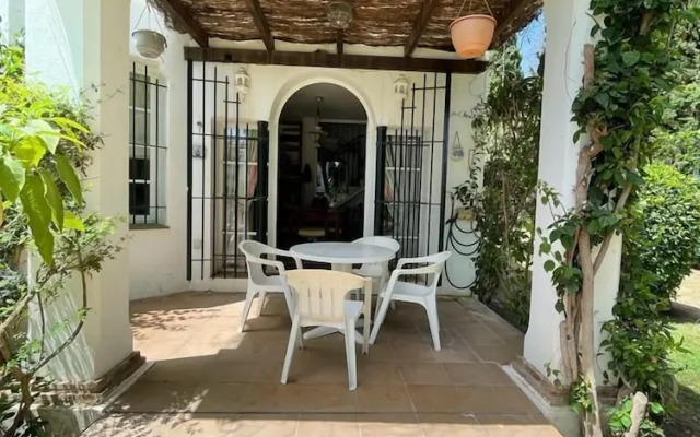 Spacious House w/ Private Pool Next to Golf Club