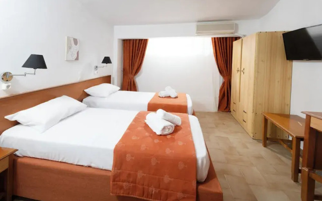 Oelia Rooms & Apartments