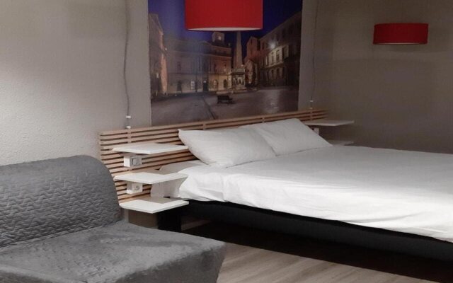 ibis Arles