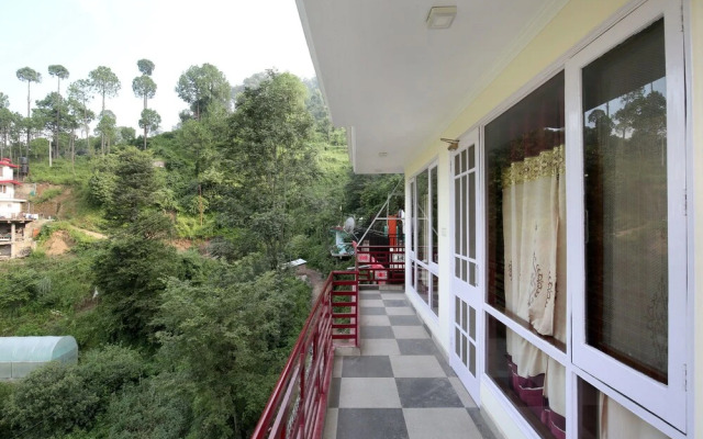 Oyo 17175 Home Blissful 2Bhk Kumarhatti