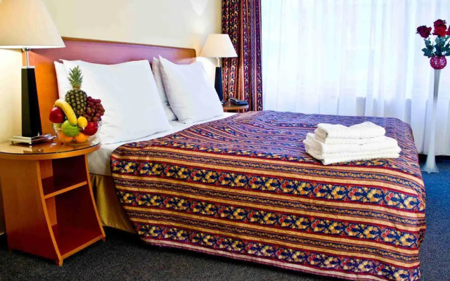 Hotel Harmony