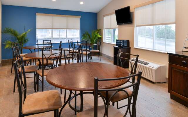 Americas Best Value Inn & Suites St. Clairsville Wheeling