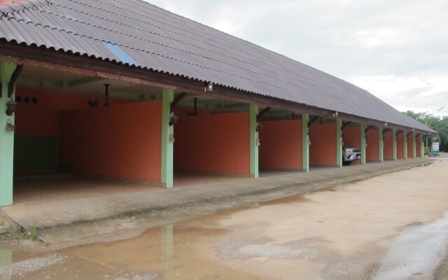 Buachompoo Resort Suratthani