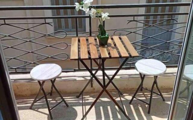 3Bdr Ideal Central Athenian Apt