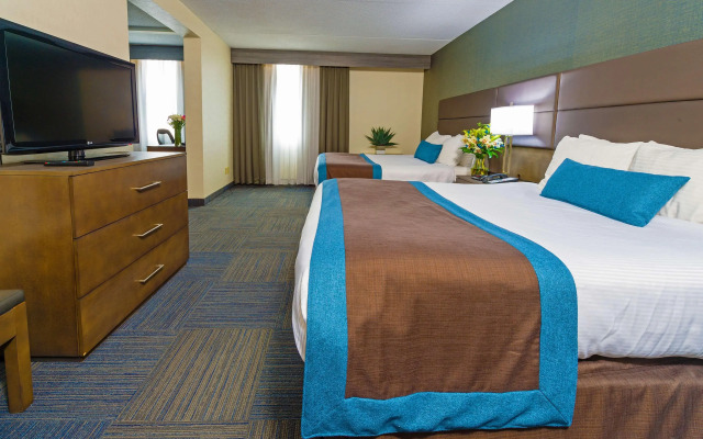 Best Western Plus Toronto Airport Hotel