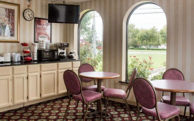 Studios & Suites 4 Less Chesapeake