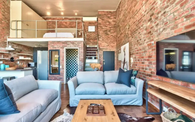 West Side Studios Mountain View Loft