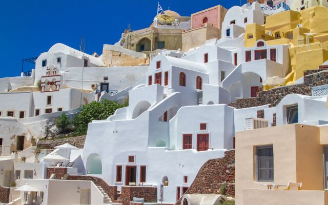 Oia Mare Villas