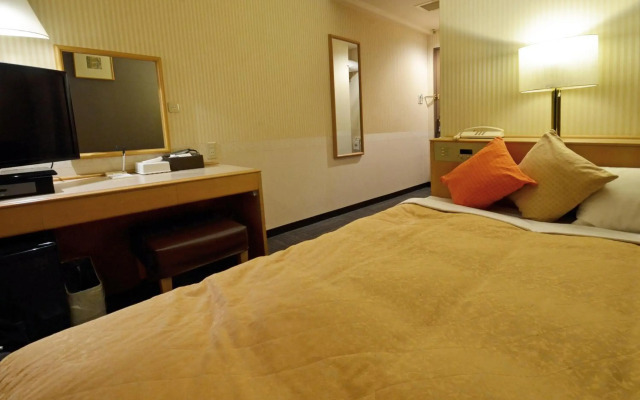 Omura Central Hotel