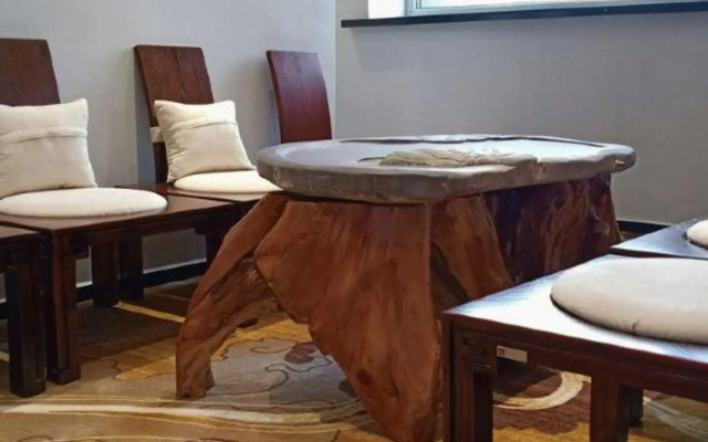 Qijun Hotel (The Second Hospital of Jilin University, Changchun)