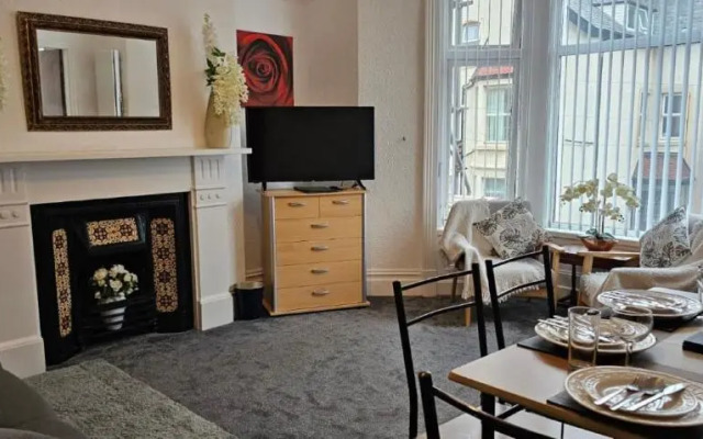 Lawnswood Holiday Apartments