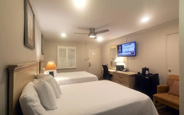 Atrium Inn