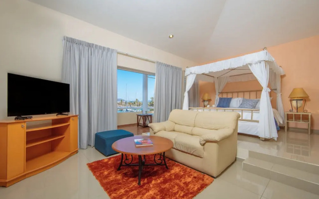 Isla Mazatlán Residence Club
