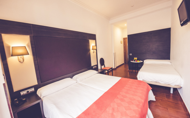 Hostal Sol Los Angeles