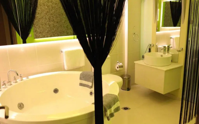Oneiro Suites