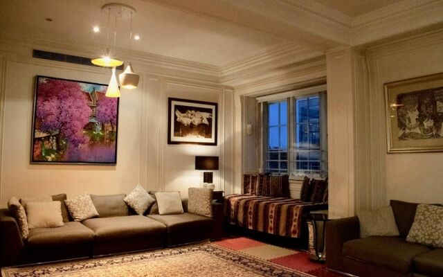 Stunning 4 Bedroom Flat in Sloane Square