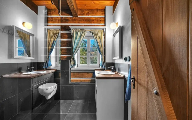 Villa Near Krkonose National Park