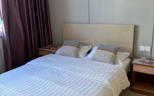 Gaochun Zhenxing Hotel