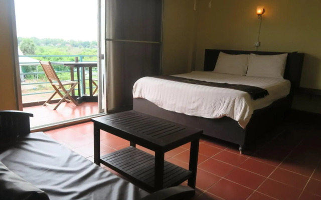 River Dolphin Hotel