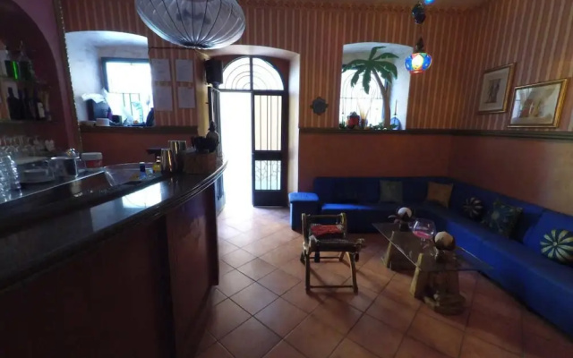 Caterina House