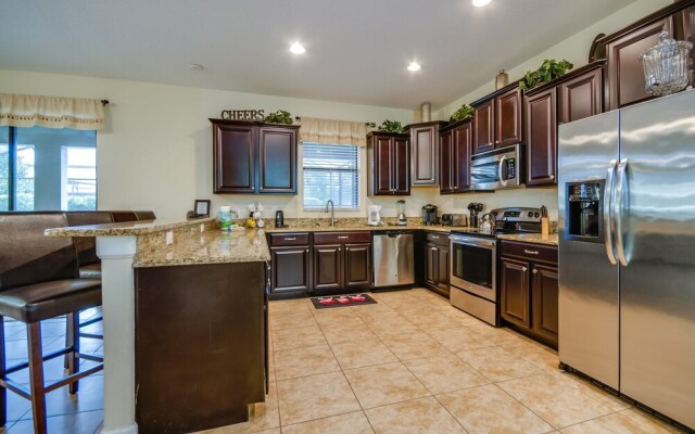 1422 Moonvalley Drive